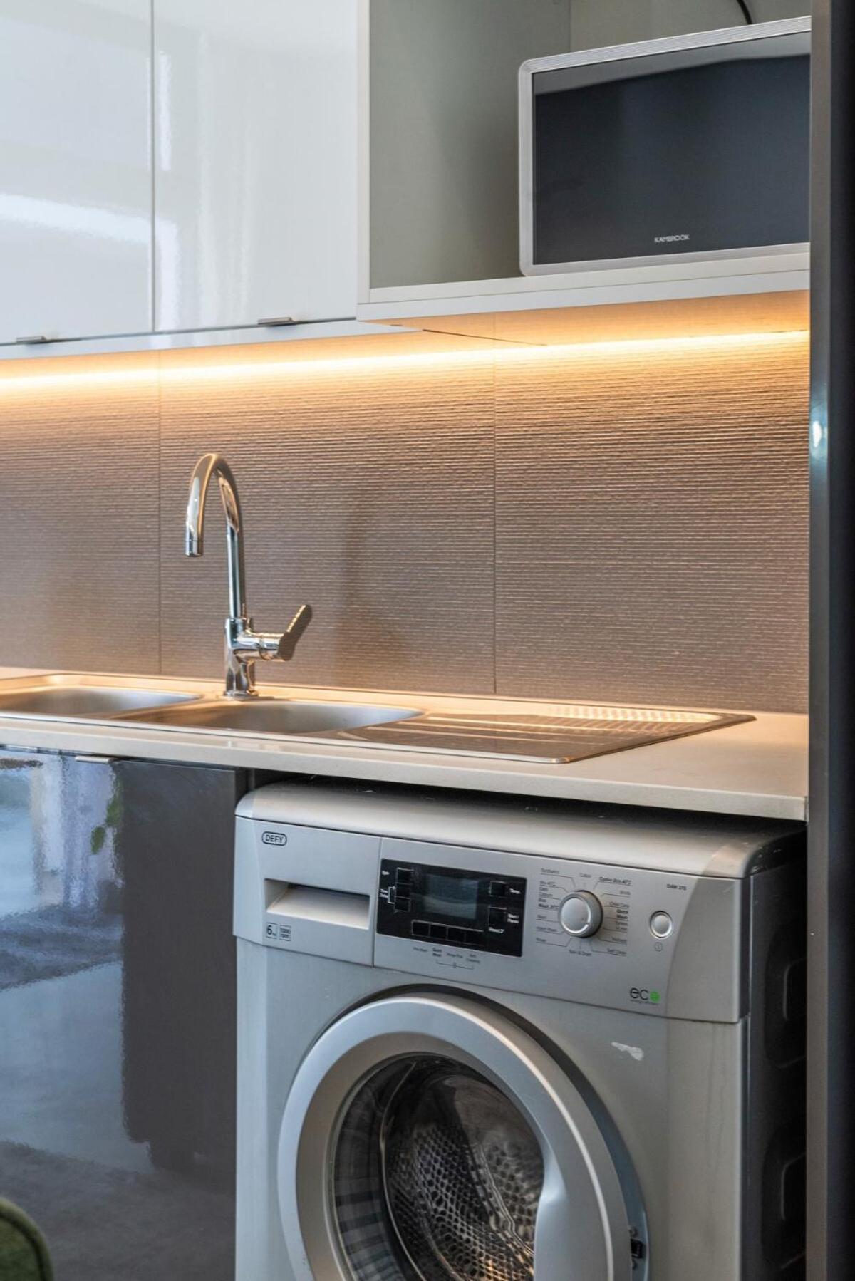 Stylish Point Apartment