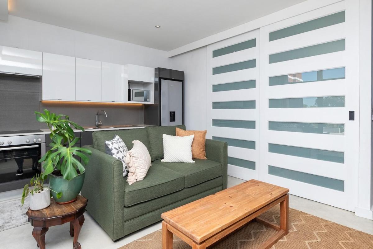 Stylish Point Apartment